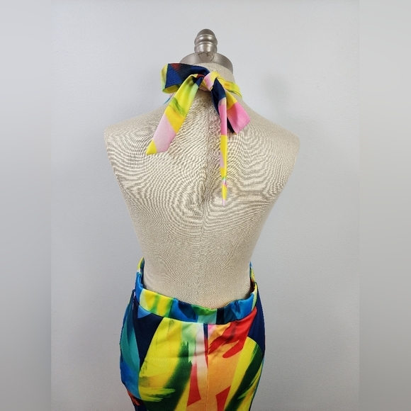 NWOT Backless Bold Vibrant Multicolor Maxi Dress, size Large - Picture 7 of 13